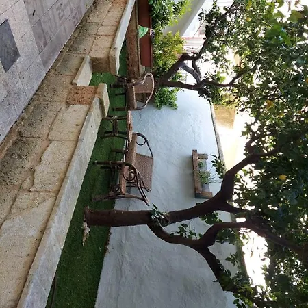Lele's House Tatil Evi